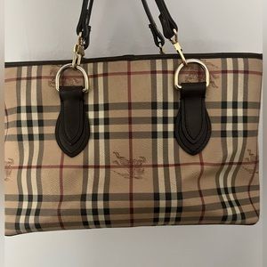 GUC Burberry Handbag